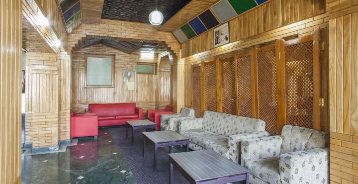 Hotel Pamposh Srīnagar Екстериор снимка